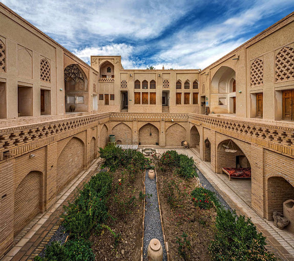 خانه پیرنیا (موزه مردم شناسی)